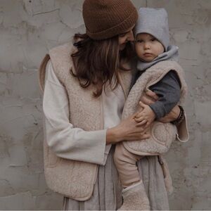 100% wool vest (Mama, size Small)